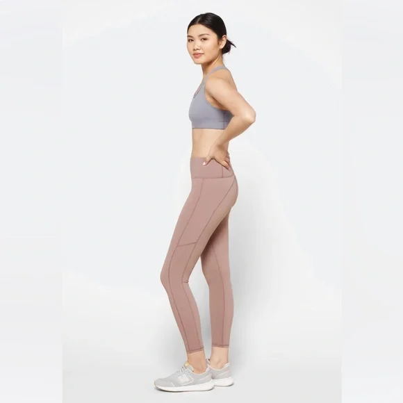 Vuori Women's Leggings in Mauve - Picture 5 of 7